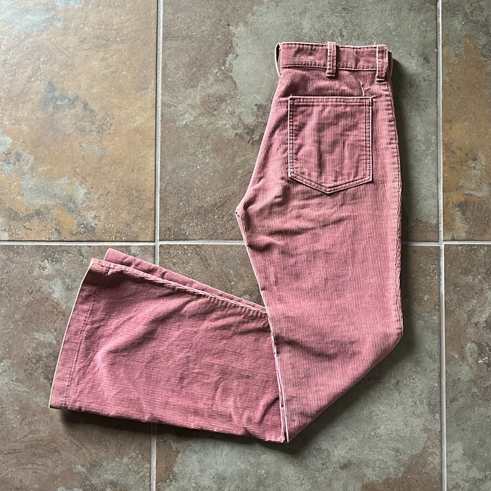 70s vintage women’s dusty rose pink corduroy bellbotoms waist 30 inseam 32